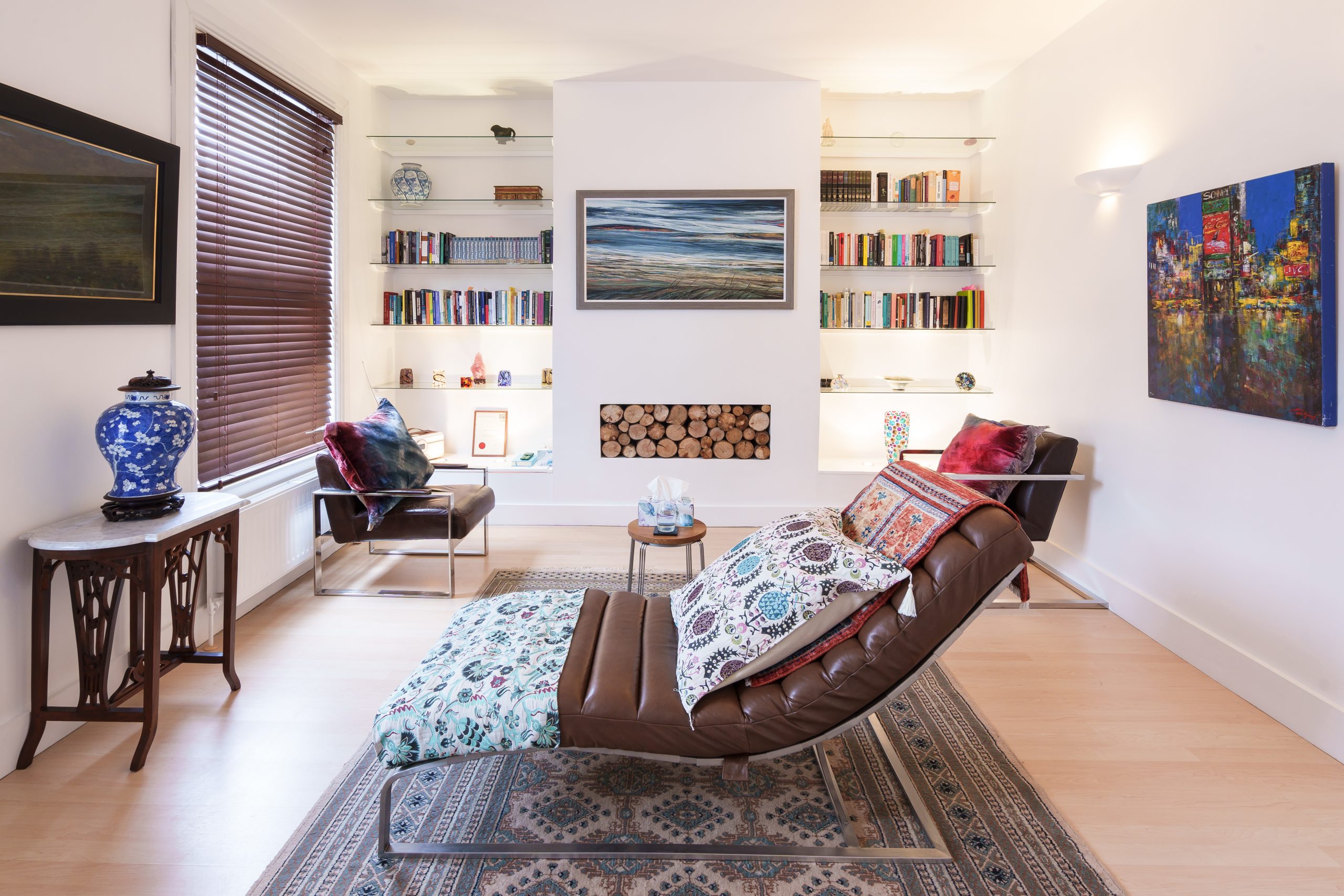North-London-Psychotherapy-Giovanni-del-Vecchio-Room North London Psychotherapy, Giovanni del Vecchio therapy room, N19